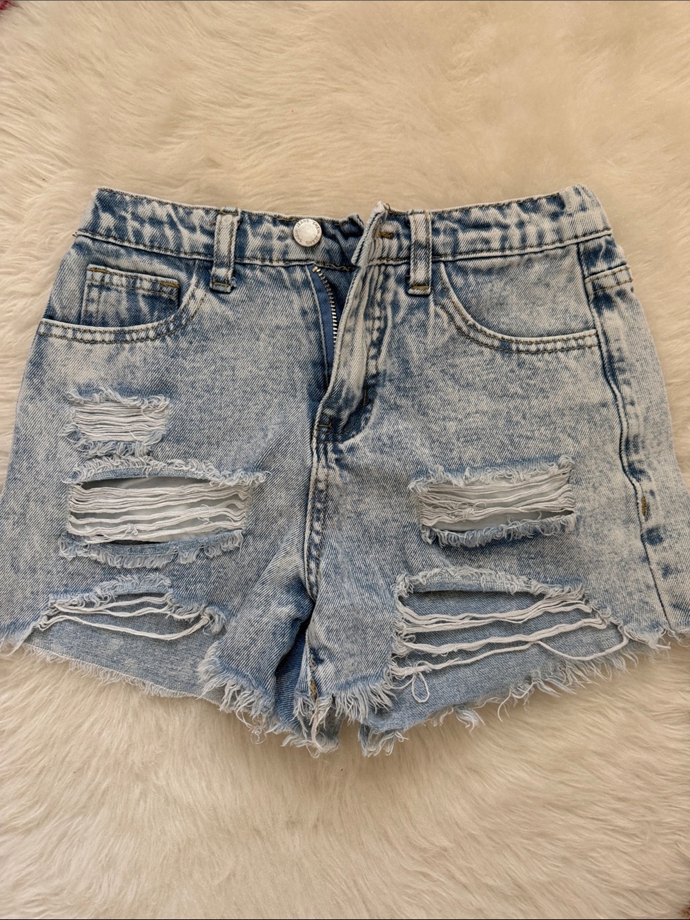 SHEIN Light Blue Acid Wash Distressed Denim Shorts